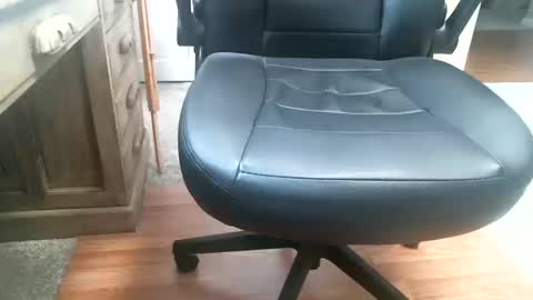 Snapshot of rocky_55 chatting on 10, 10, 2025 rocky_55 online show from 10, 10, 2025