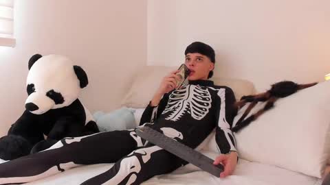 RockyWood20CM online show from 12, 10, 2025