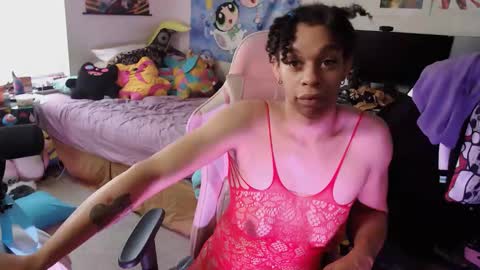 Roellii  Pinky online show from 19, 5, 2026
