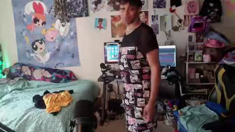 Roellii  Pinky online show from 6, 7, 2026