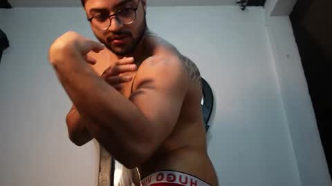 Roger Belmont online show from 17, 10, 2025