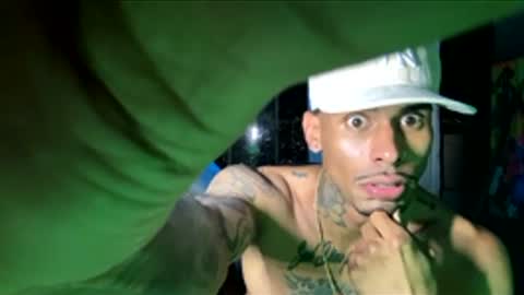 Snapshot of roggerstevexxx chatting on 1, 12, 2025 ROGGER online show from 1, 12, 2025