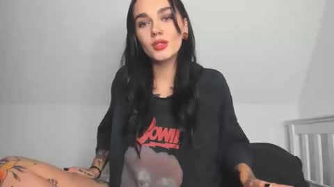 Snapshot of rokiinbaby chatting on 23, 10, 2025 rokiinbaby online show from 23, 10, 2025