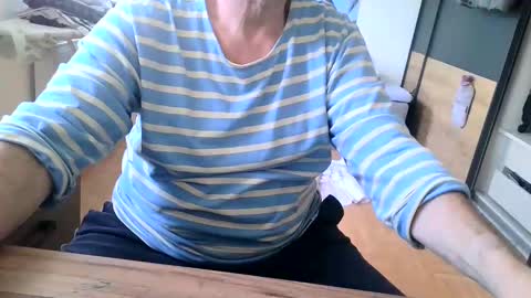 rolandloser1000 online show from 15, 12, 2024