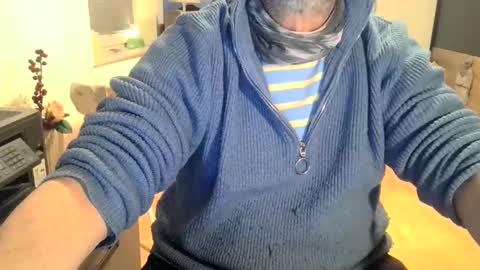 rolandloser1000 online show from 9, 1, 2025