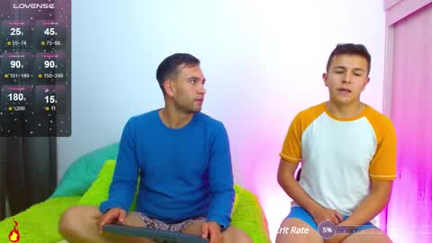 Snapshot of rolos_hot32 chatting on 4, 1, 2025 rolos_hot32 online show from 4, 1, 2025