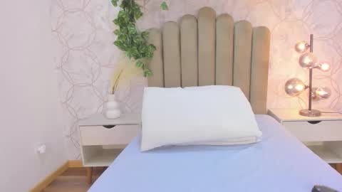   online show from 20, 11, 2025