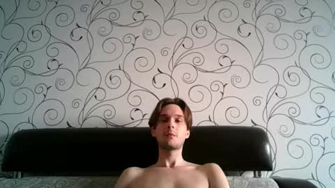 roman1650337 online show from 28, 9, 2025