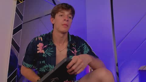 Snapshot of romeo_ricci1 chatting on 12, 1, 2025 Romeo Ricci online show from 12, 1, 2025