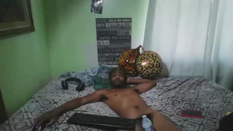 Snapshot of romeotyn chatting on 26, 9, 2025 romeotyn online show from 26, 9, 2025
