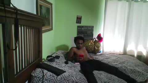 Snapshot of romeotyn chatting on 12, 10, 2025 romeotyn online show from 12, 10, 2025