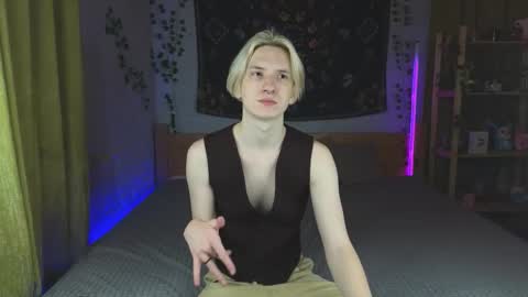 Snapshot of ron_vilsx chatting on 30, 10, 2025 ron vilsx online show from 30, 10, 2025