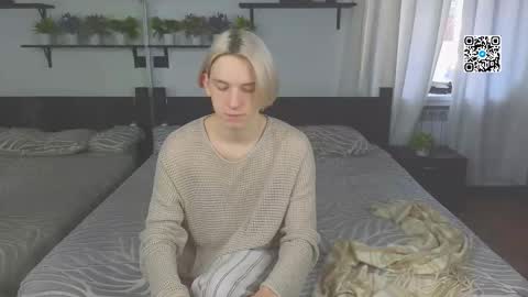 Snapshot of ron_vilsx chatting on 17, 11, 2025 ron vilsx online show from 17, 11, 2025