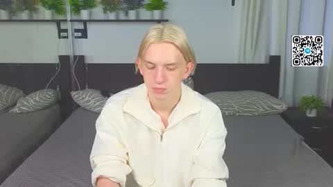 Snapshot of ron_vilsx chatting on 1, 12, 2025 ron vilsx online show from 1, 12, 2025