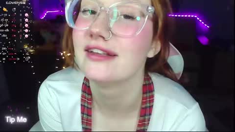 Snapshot of roniya_v chatting on 20, 12, 2024 Spicy lady Kristy online show from 20, 12, 2024