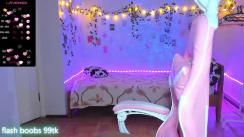 Snapshot of roniya_v chatting on 18, 2, 2025 Spicy lady Kristy online show from 18, 2, 2025