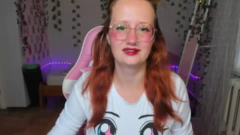 Snapshot of roniya_v chatting on 18, 9, 2025 Spicy lady Kristy online show from 18, 9, 2025