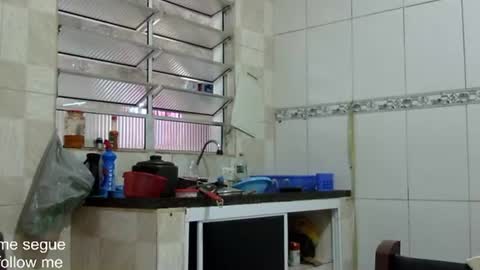 Snapshot of ronnispoto chatting on 4, 1, 2025 ronny online show from 4, 1, 2025