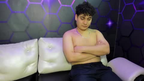  MIA AND PAUL online show from 9, 2, 2025