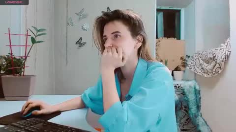 rosa843850 online show from 28, 1, 2025