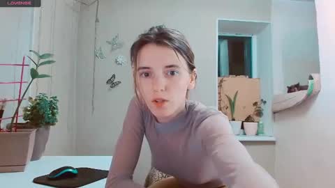 rosa843850 online show from 9, 2, 2025