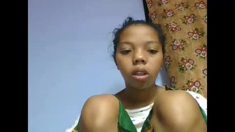 Snapshot of rosah225127 chatting on 18, 5, 2026 rosah225127 online show from 18, 5, 2026