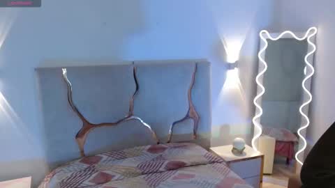 ROSALIN online show from 3, 12, 2025