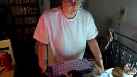 rose257044 online show from 30, 11, 2025