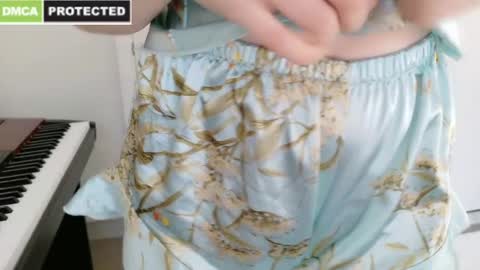 rose77782 online show from 13, 1, 2025