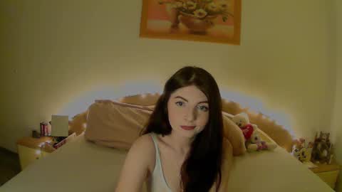 Snapshot of rose_2004 chatting on 22, 2, 2025 Rose online show from 22, 2, 2025