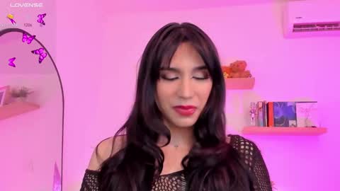 Rose Saenz online show from 10, 12, 2024