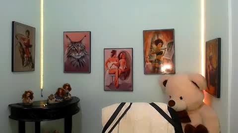 Rose online show from 4, 1, 2025