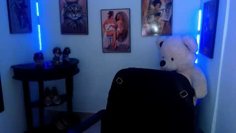 Rose online show from 31, 1, 2025