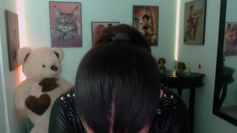 Rose online show from 18, 2, 2025