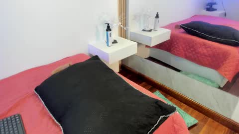 Rose 3 online show from 9, 3, 2025