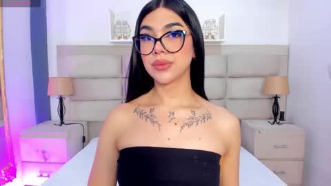 Rose online show from 2, 10, 2025