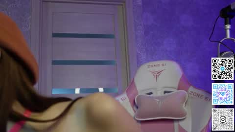 roseess_ online show from 3, 3, 2025