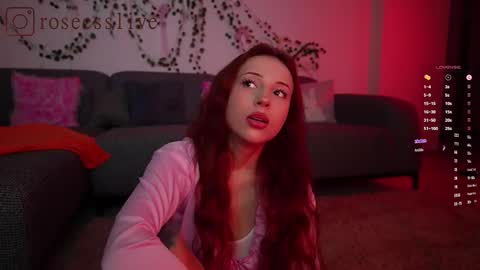 roseess_ online show from 8, 11, 2025