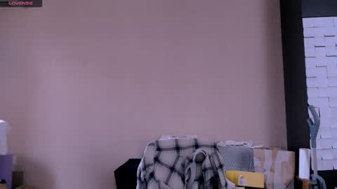 Rose online show from 4, 12, 2025