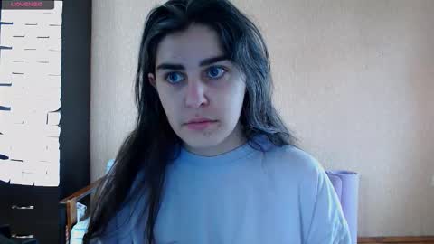 Snapshot of roselina_ chatting on 3, 2, 2026 Rose online show from 3, 2, 2026