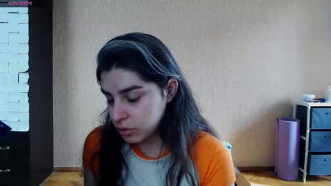 Snapshot of roselina_ chatting on 7, 3, 2026 Rose online show from 7, 3, 2026