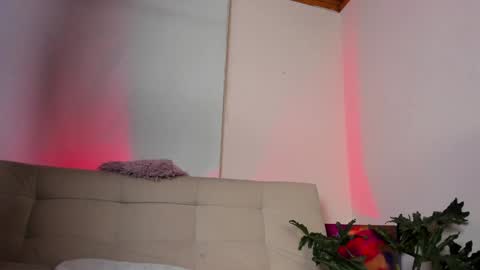 Snapshot of roselinedior chatting on 23, 12, 2024 Lyla OF roselinedior online show from 23, 12, 2024