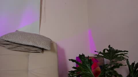 Snapshot of roselinedior chatting on 14, 1, 2025 Lyla OF roselinedior online show from 14, 1, 2025