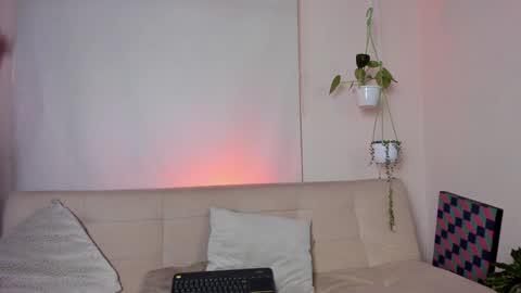 Snapshot of roselinedior chatting on 6, 2, 2025 Lyla OF roselinedior online show from 6, 2, 2025