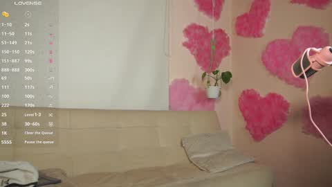 Snapshot of roselinedior chatting on 5, 3, 2025 Lyla OF roselinedior online show from 5, 3, 2025