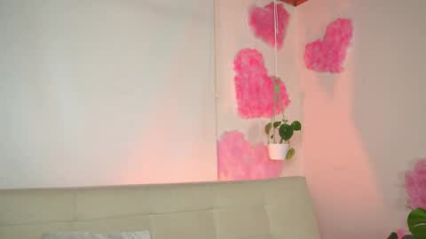 Snapshot of roselinedior chatting on 9, 3, 2025 Lyla OF roselinedior online show from 9, 3, 2025