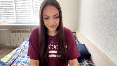 Snapshot of rosenavillifana chatting on 24, 9, 2025 Mimi online show from 24, 9, 2025