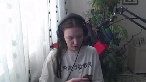 Snapshot of rosendalounsberry chatting on 6, 4, 2026 Lina online show from 6, 4, 2026