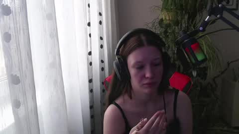 Snapshot of rosendalounsberry chatting on 24, 4, 2026 Lina online show from 24, 4, 2026