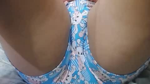 Snapshot of rosesvalentina chatting on 1, 10, 2025 Ocean online show from 1, 10, 2025